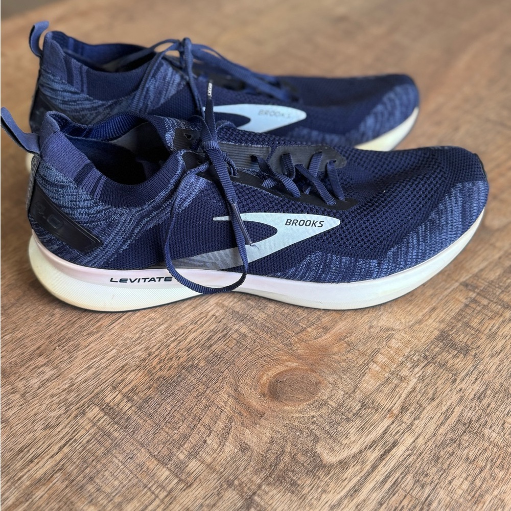 Brooks Levitate 4.0 Running Shoes – men’s |‎ size 10.5